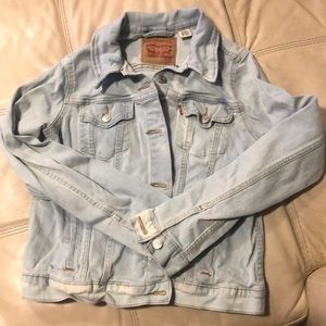 Levi’s stretch denim vintage light denim jacket
